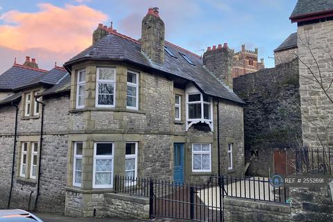 4 bedroom semi-detached house to rent, Bull Lane, Denbigh, LL16