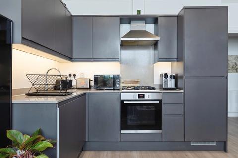 1 bedroom flat for sale, Maybank Road, London, E18