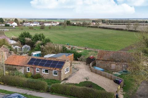 undefined, WALCOTT LINCOLNSHIRE