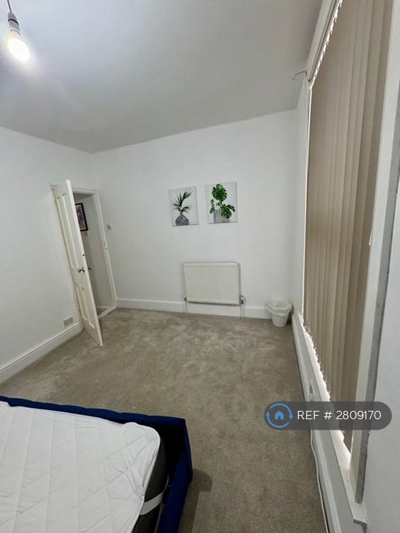 Double Bedroom 2