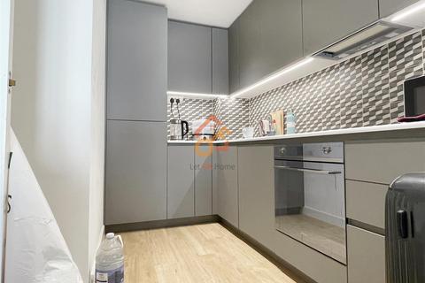 1 bedroom flat to rent, Cornelia House, 3 Caversham Road, London NW9