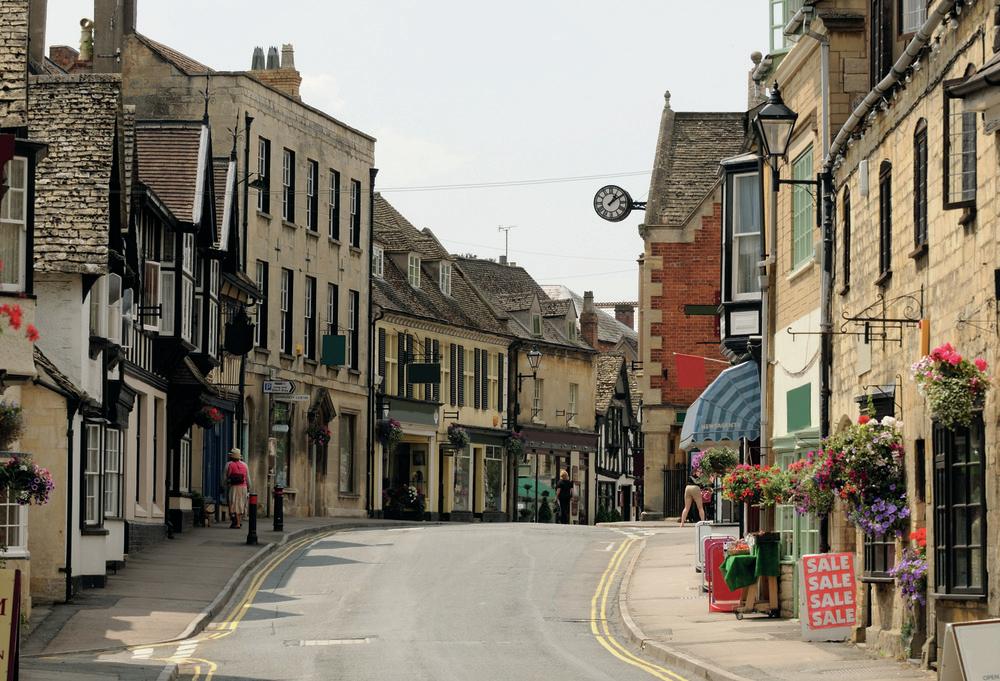 Local Area surrounding Hawkesbury Place