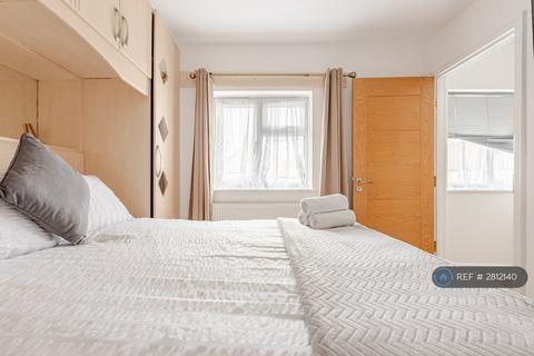 undefined, Primrose Way, Wembley, HA0