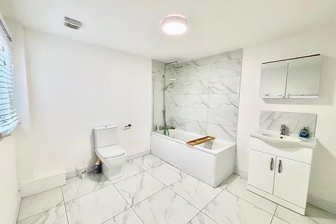 1 bedroom flat to rent, Seagry Road, London, E11