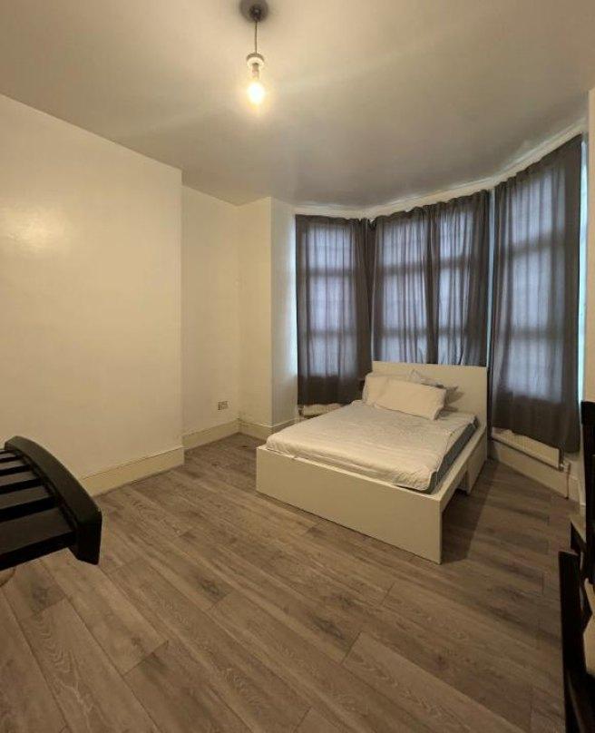 Chandos-road-nw2-4lu-1051187