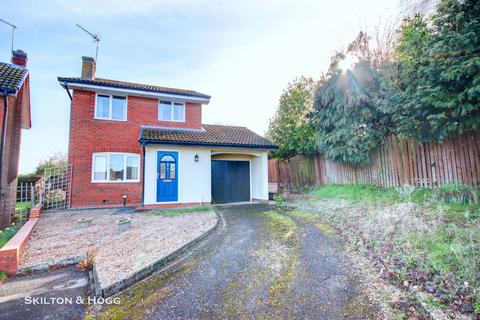 undefined, Gould Close, Daventry NN11