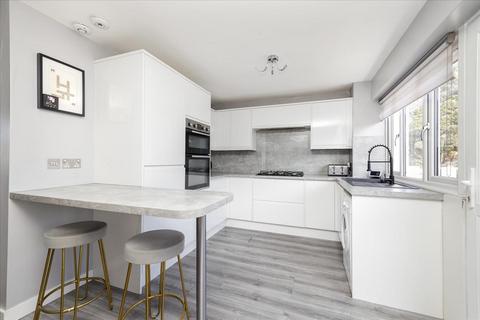 2 bedroom terraced house for sale, 18 Vorlich Crescent, Penicuik, EH26