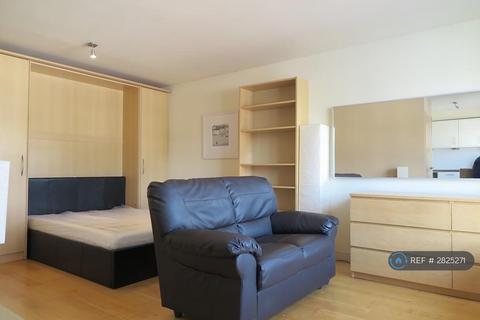 undefined, Windsock Close, London, SE16