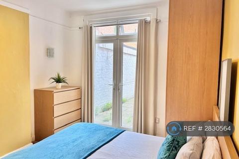 undefined, Imperial Avenue, Leicester, LE3