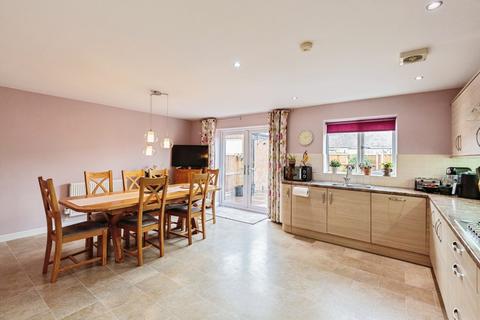 4 bedroom semi-detached house for sale, Westfield Court, Preston PR3