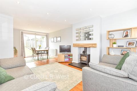 4 bedroom semi-detached house for sale, Oaklea Close, Widley, Waterlooville, Hampshire