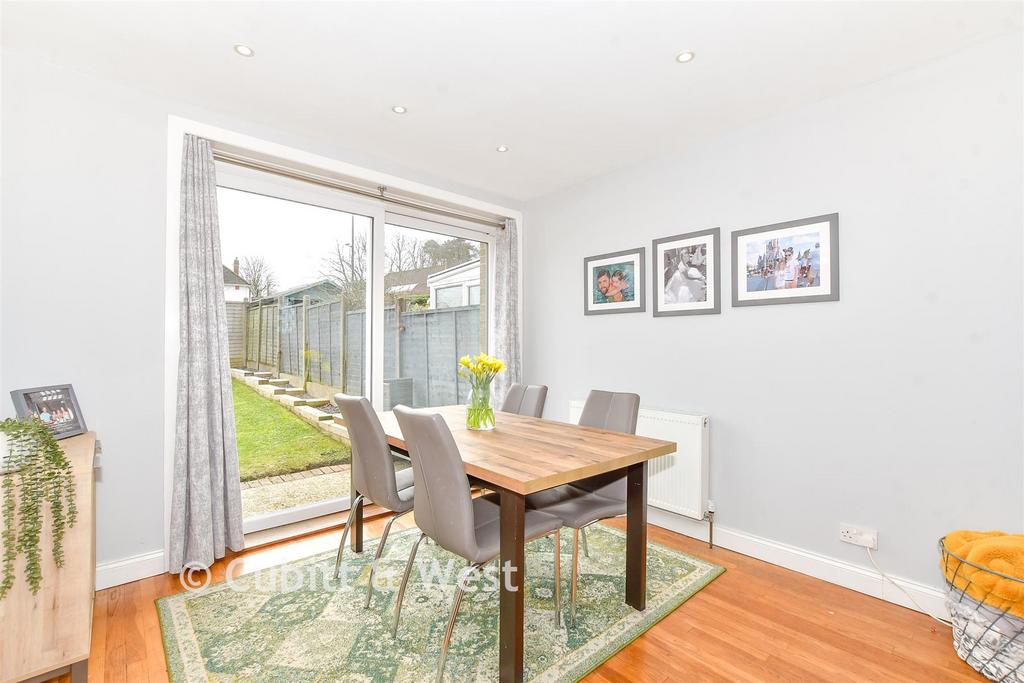 Lounge/Diner