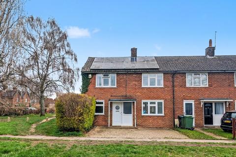 3 bedroom end of terrace house for sale, Millbrook