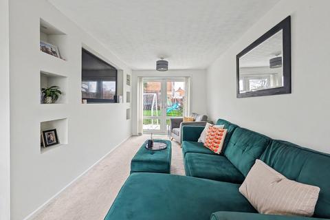 3 bedroom end of terrace house for sale, Millbrook