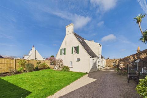 5 bedroom house for sale, Characterful family home in St John