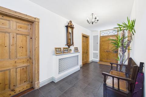 5 bedroom house for sale, Characterful family home in St John
