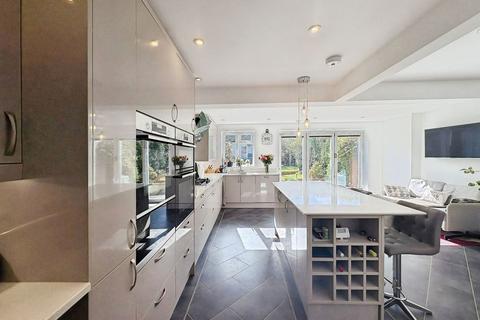undefined, Glendale, Swanley, BR8 8TP