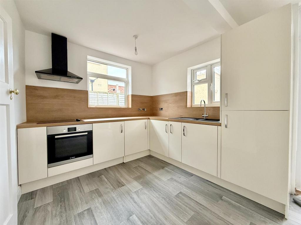 Kitchen..jpg