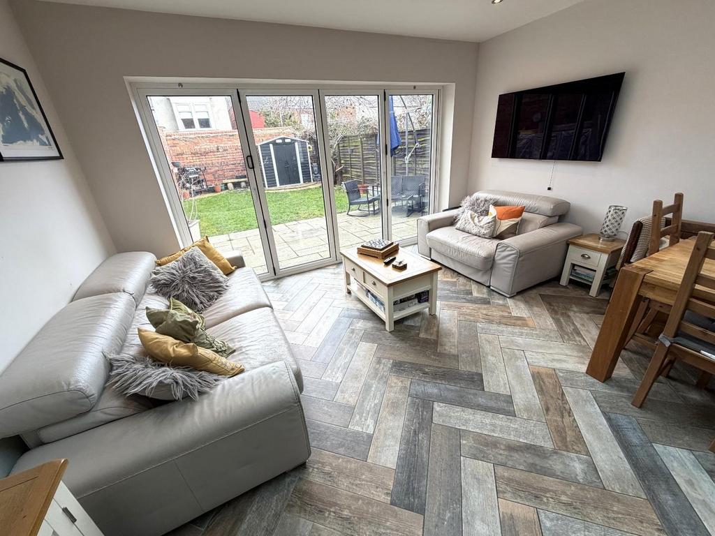 DINING &amp; SITTING AREA