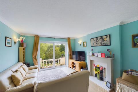 undefined, Hyde Road, South Croydon