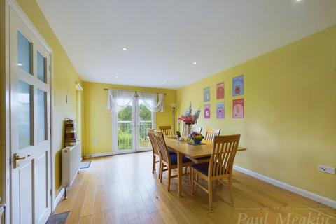 undefined, Hyde Road, South Croydon