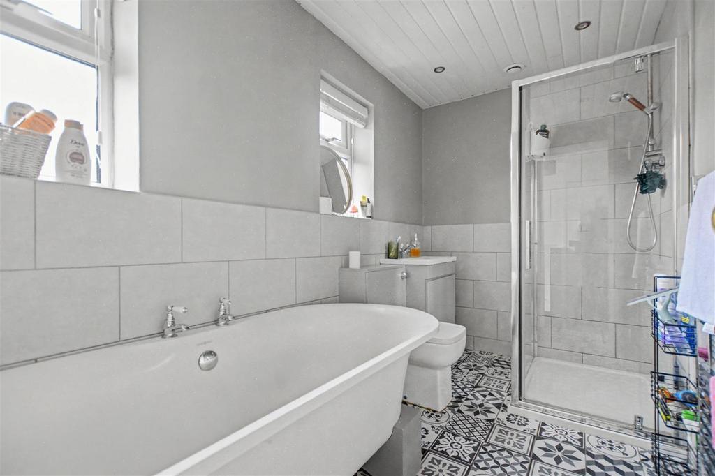 Bathroom.jpeg