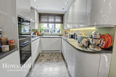 undefined, Oakfield Road, Long Stratton