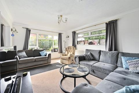 3 bedroom bungalow for sale, Crescent Lane, Guildford GU12