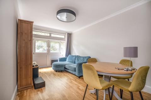 1 bedroom flat for sale, Upper Richmond Road, London, SW15