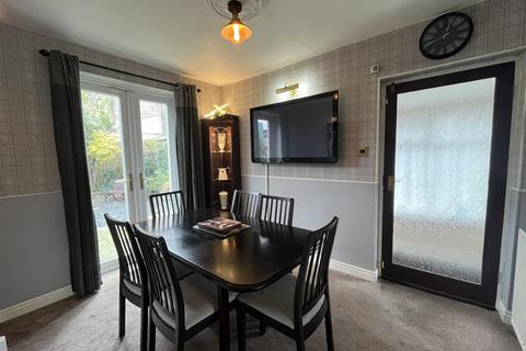 3 bedroom semi-detached bungalow for sale, Leonard Street, Bradford BD12