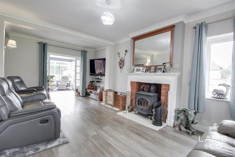 undefined, London Road, Little Clacton CO16
