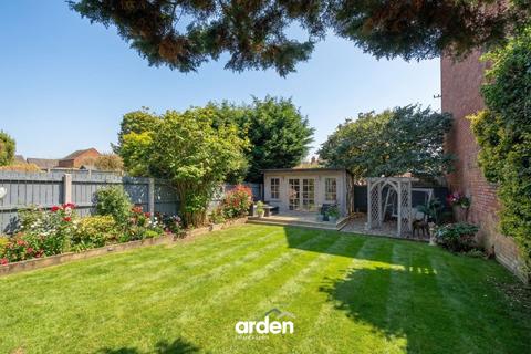 undefined, Carlyle Road, Bromsgrove, B60