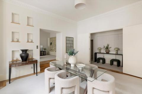 3 bedroom flat for sale, Palace Court, Notting Hill, London W2