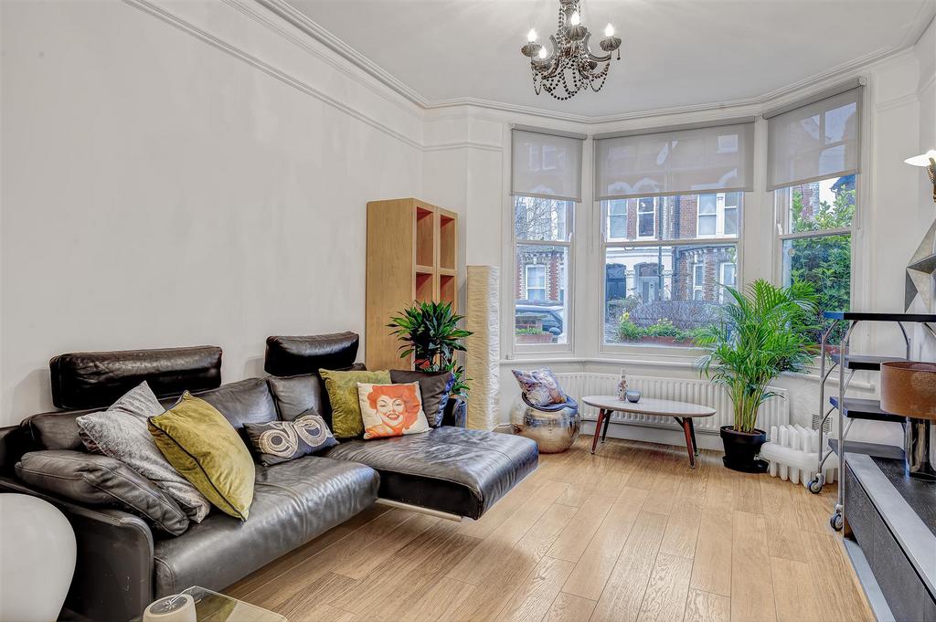 Flat  14 elm road   13 .jpg