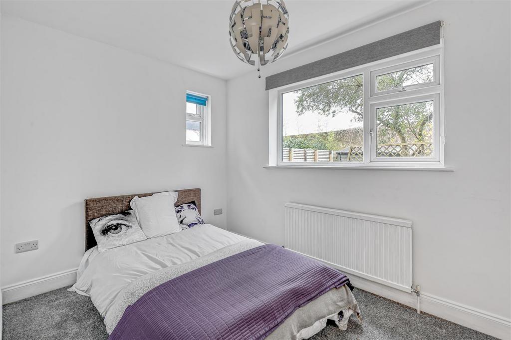 Flat  14 elm road   9 .jpg