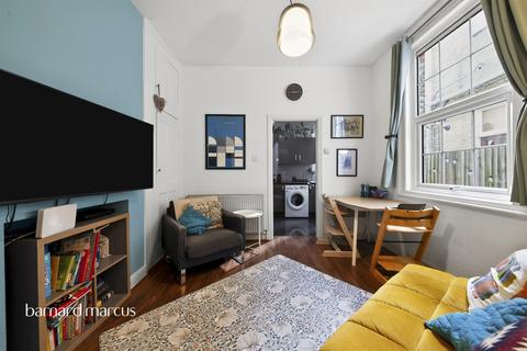 2 bedroom maisonette for sale, Lyndhurst Road, London
