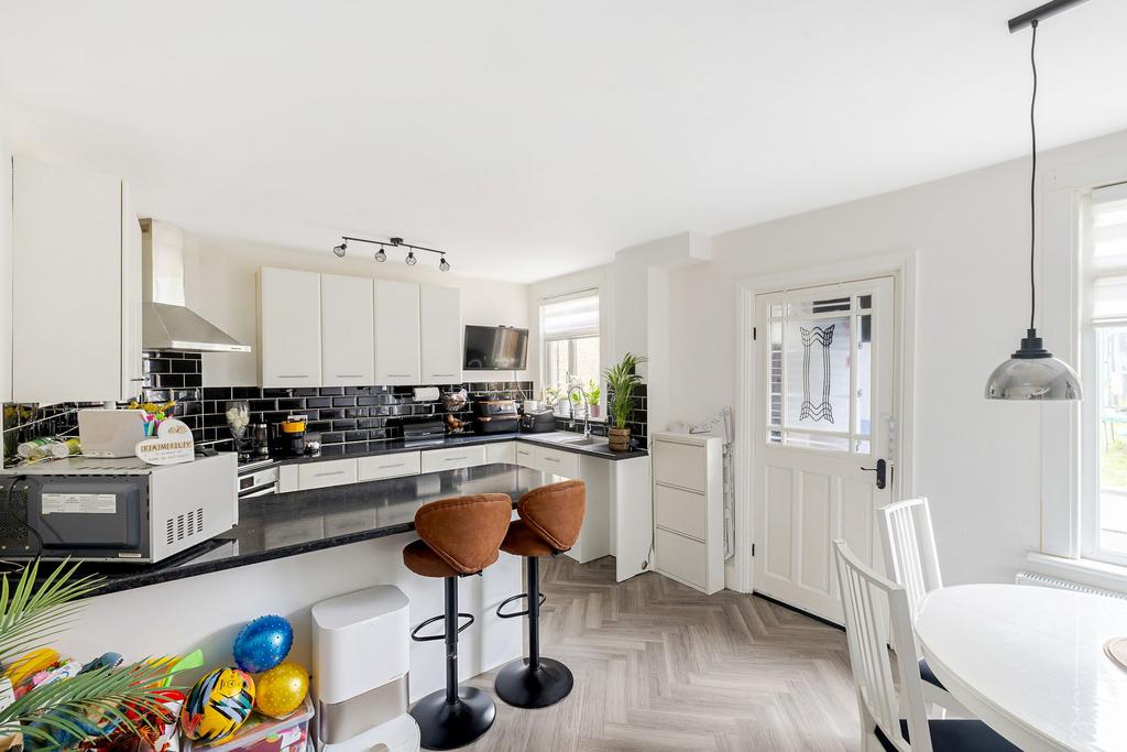 Kitchen, open plan living