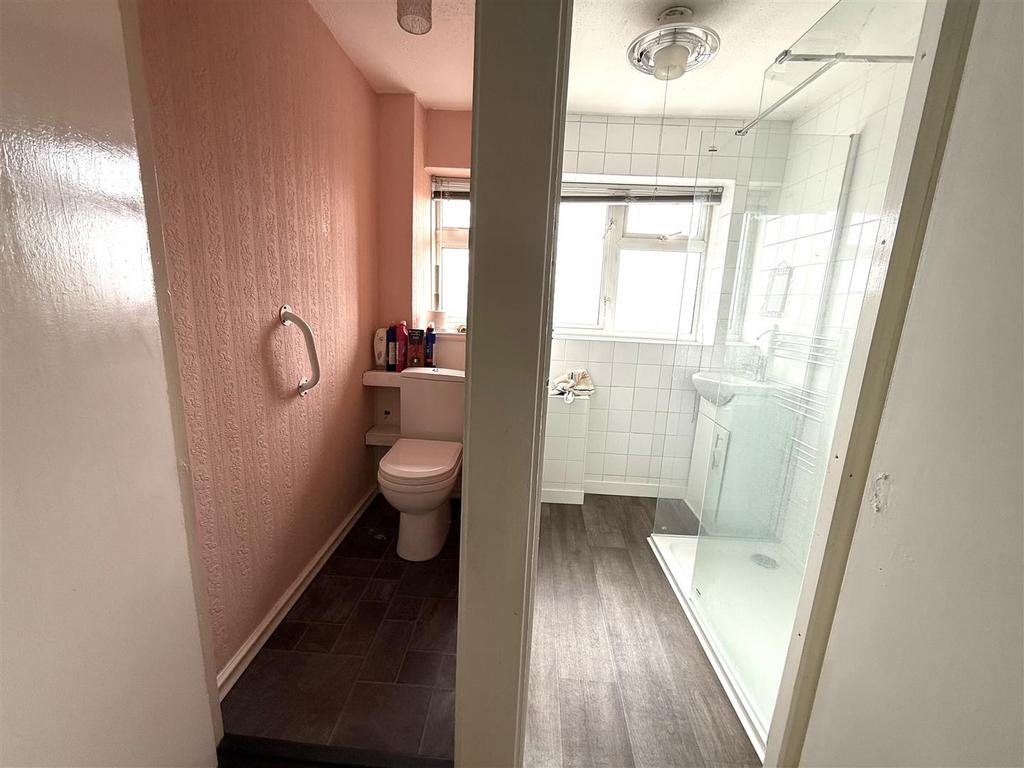 11 byron bath 2.jpeg