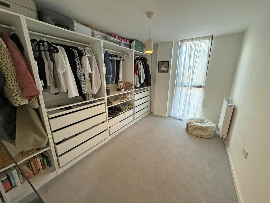 Bedroom 2.jpg