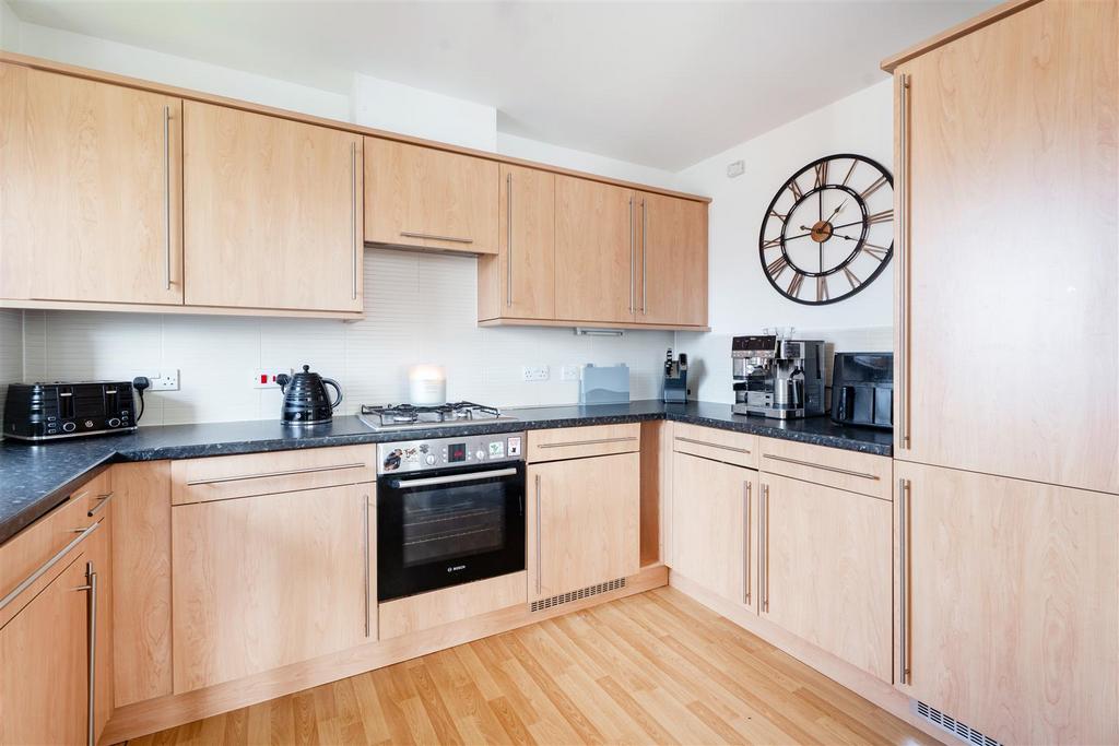 Kitchen2.jpg