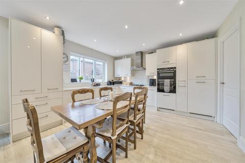 4 bedroom detached house for sale, Parr Brook Gardens, Worsley, Manchester