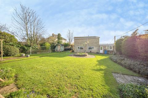 4 bedroom detached house for sale, Belle Vue Road, Sudbury