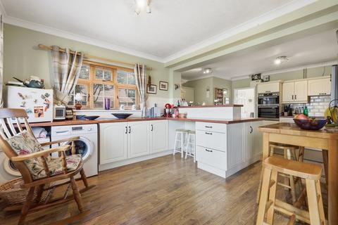 4 bedroom detached house for sale, Stowmarket Road, Needham Market, Ipswich, IP6
