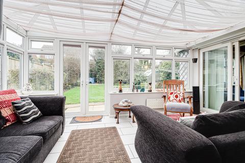 3 bedroom bungalow for sale, Linden Road, Redbourn, AL3