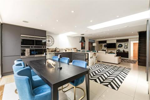 undefined, Oxford Walk, Cheltenham, Gloucestershire, GL52