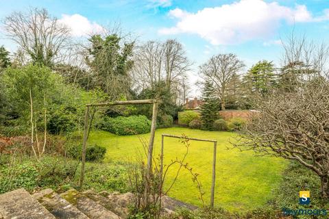 1 bedroom flat for sale, Warren Road, Surrey GU1