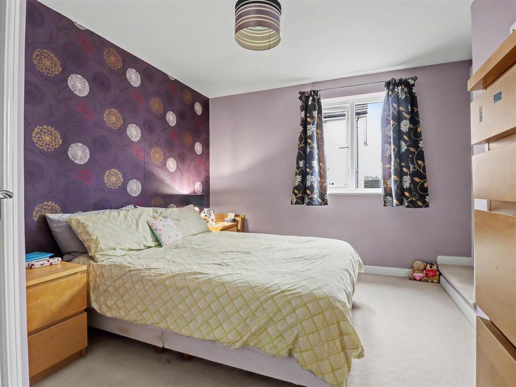 Principal bedroom