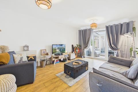 2 bedroom terraced house for sale, Blakemore Close, Hereford, Herefordshire, HR2