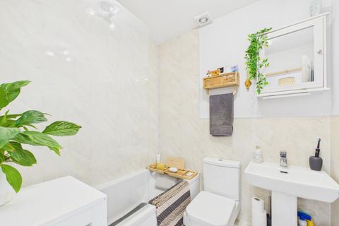 2 bedroom terraced house for sale, Blakemore Close, Hereford, Herefordshire, HR2