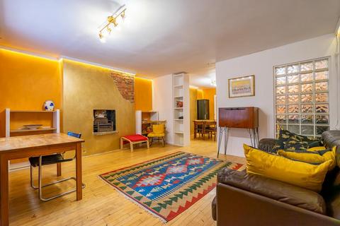 1 bedroom apartment for sale, Albert Street, Regents Park, NW1